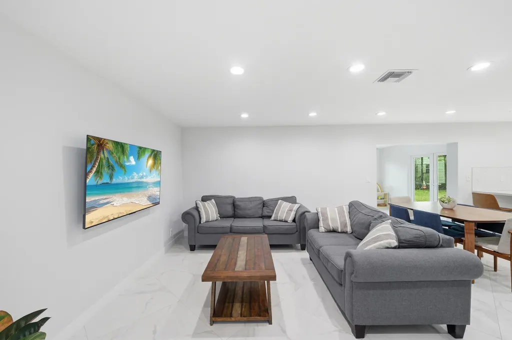 10234 Sleepy Brook Way Boca Raton FL 33428
