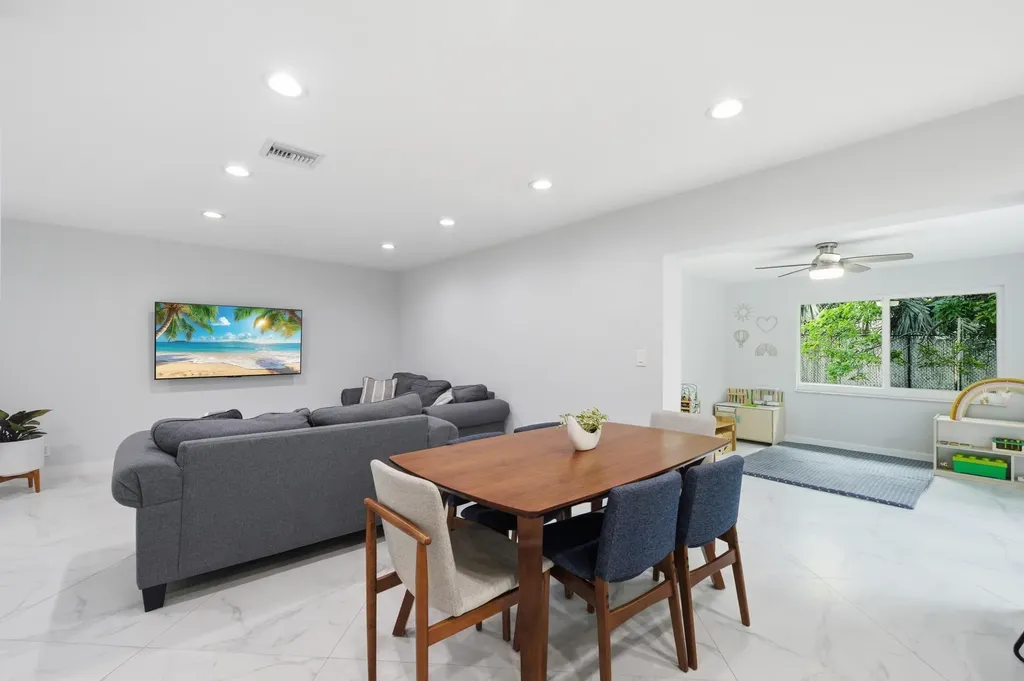 10234 Sleepy Brook Way Boca Raton FL 33428