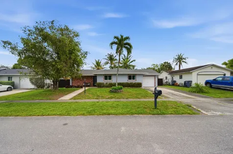 10234 Sleepy Brook Way Boca Raton FL 33428