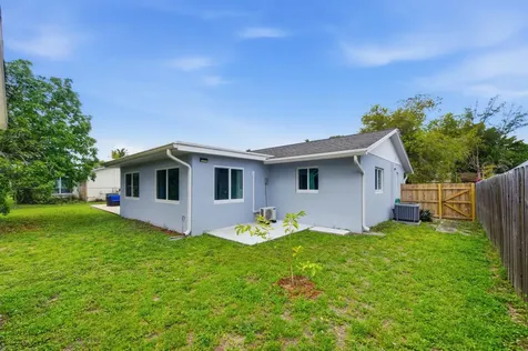 10234 Sleepy Brook Way Boca Raton FL 33428