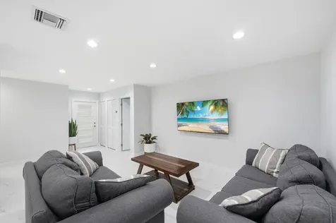 10234 Sleepy Brook Way Boca Raton FL 33428