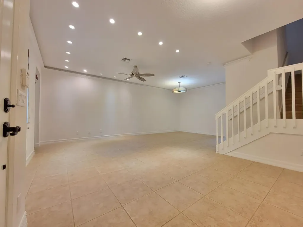 142 Ennis Lane Jupiter FL 33458