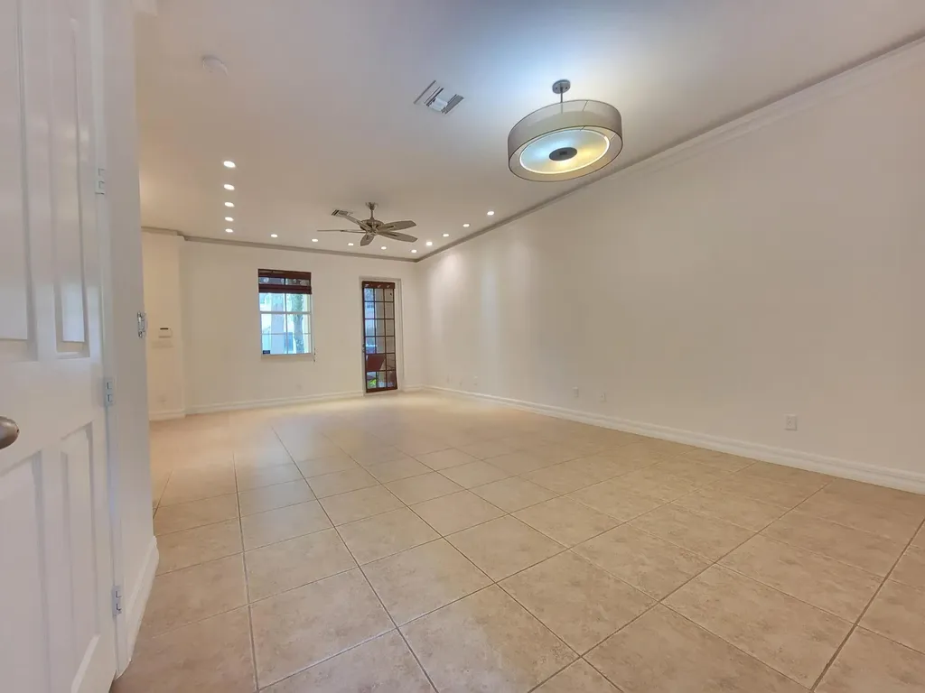 142 Ennis Lane Jupiter FL 33458