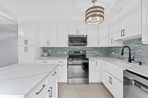 9156D SW 23rd Street Davie FL 33324