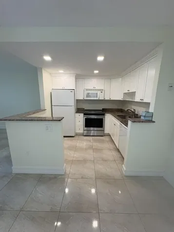 303 Tuscany Delray Beach FL 33446