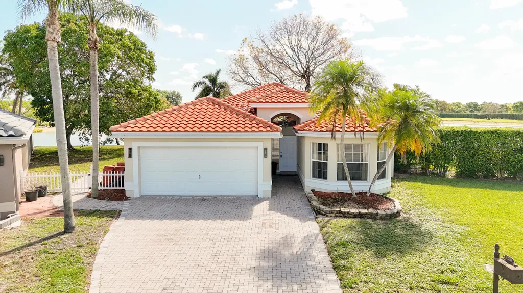 10789 Barque Court Boca Raton FL 33498