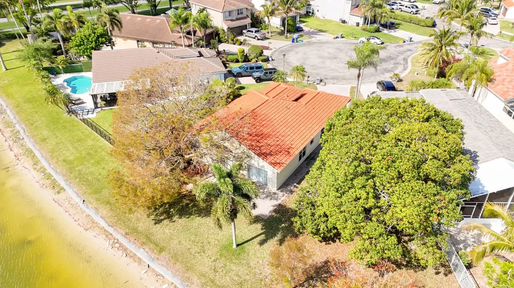 10789 Barque Court Boca Raton FL 33498