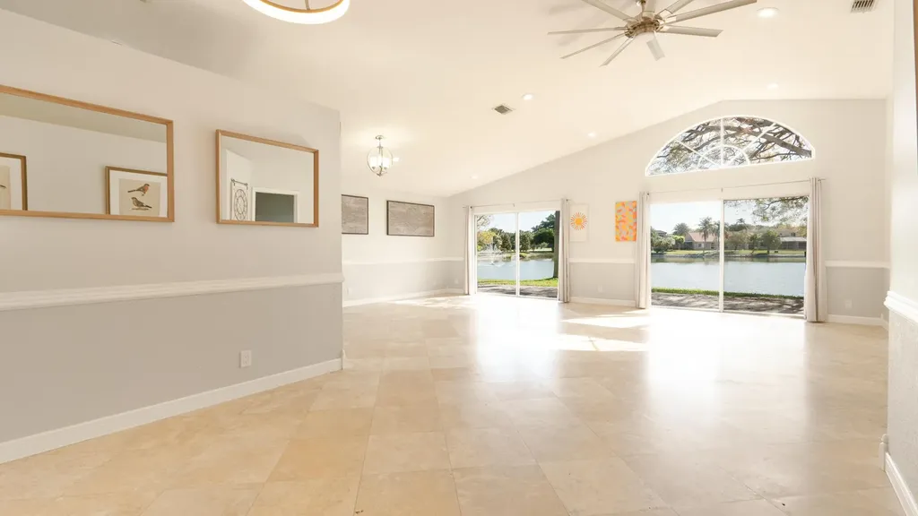 10789 Barque Court Boca Raton FL 33498
