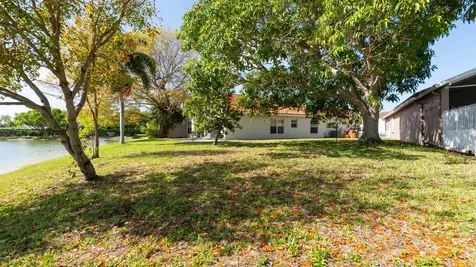 10789 Barque Court Boca Raton FL 33498