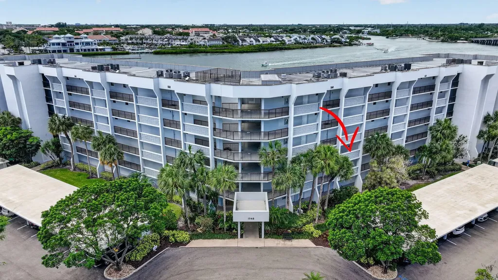 1748 Jupiter Cove Drive Jupiter FL 33469