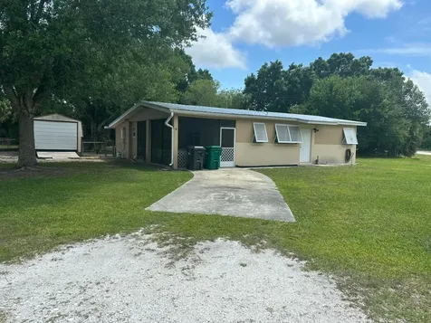 3632 NW 25th Avenue Okeechobee FL 34972