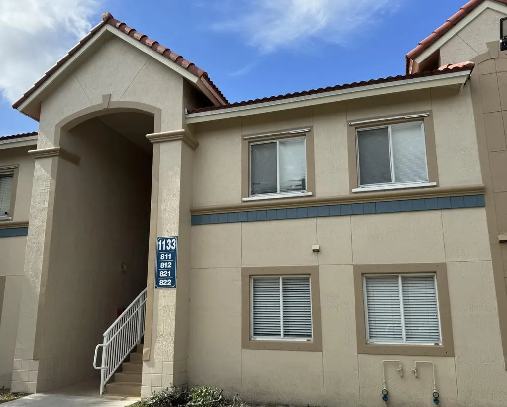 1133 Golden Lakes Boulevard West Palm Beach FL 33411