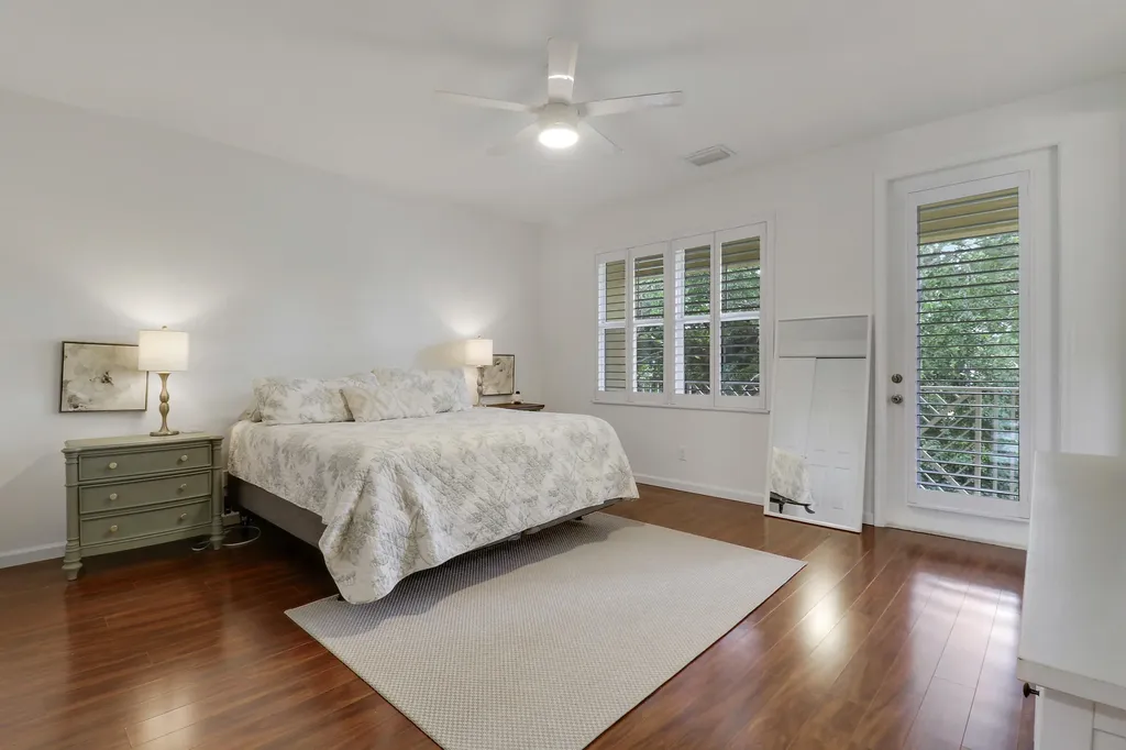 5242 Cambridge Court Palm Beach Gardens FL 33418