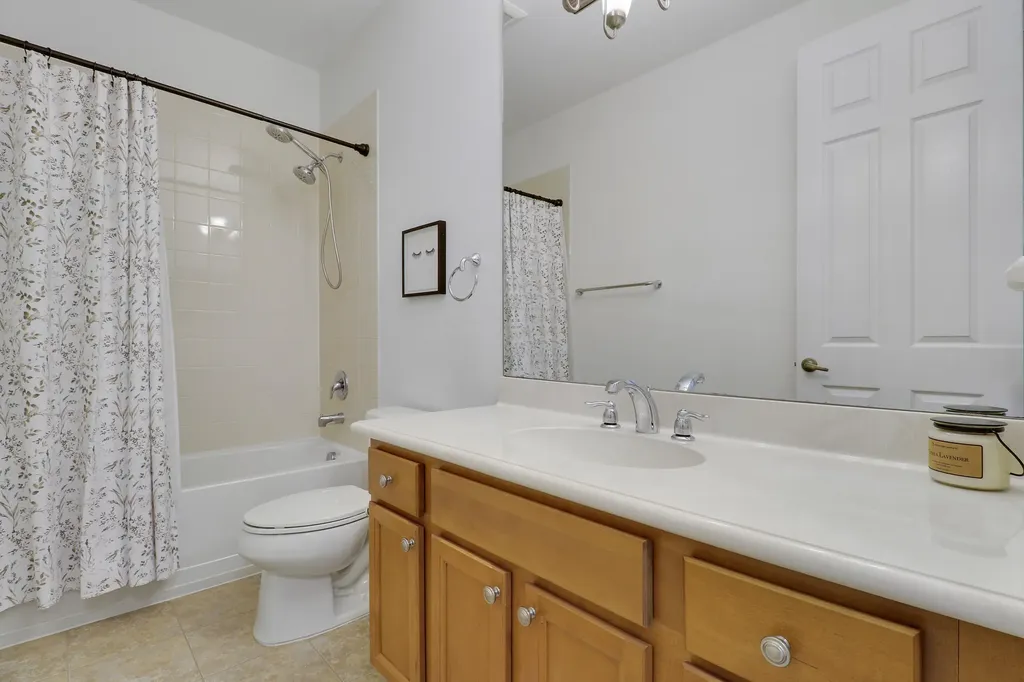 5242 Cambridge Court Palm Beach Gardens FL 33418