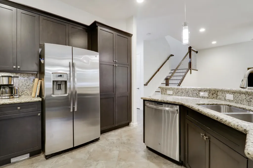 5242 Cambridge Court Palm Beach Gardens FL 33418