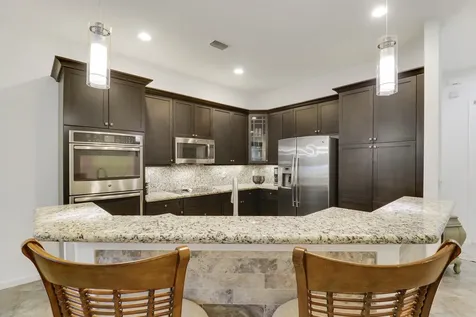 5242 Cambridge Court Palm Beach Gardens FL 33418