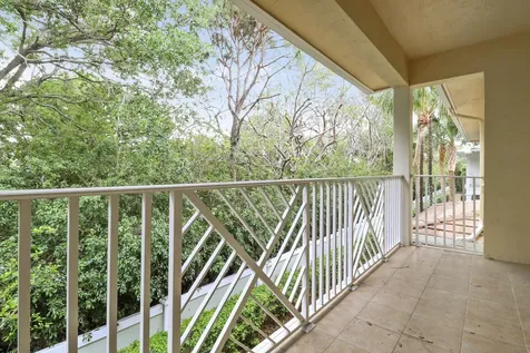 5242 Cambridge Court Palm Beach Gardens FL 33418