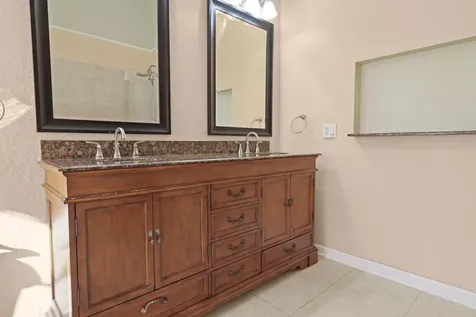 152 NE Twylite Terrace Port St Lucie FL 34983
