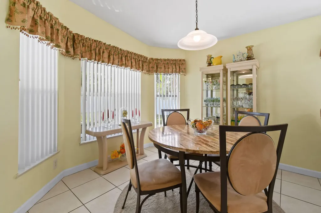 6727 Dickinson Terrace Port St Lucie FL 34952