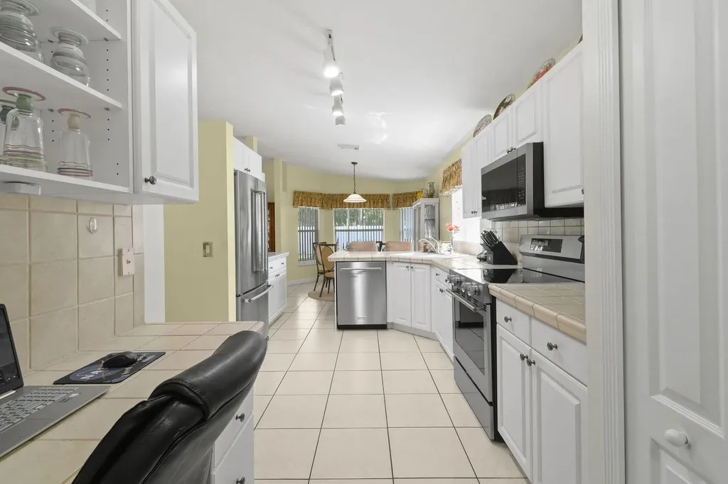 6727 Dickinson Terrace Port St Lucie FL 34952