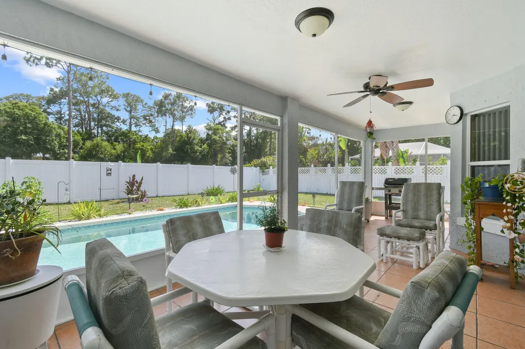 6727 Dickinson Terrace Port St Lucie FL 34952