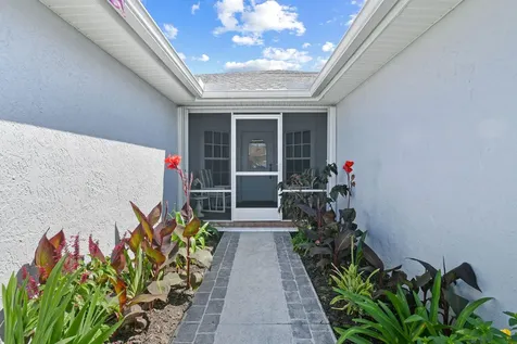 6727 Dickinson Terrace Port St Lucie FL 34952