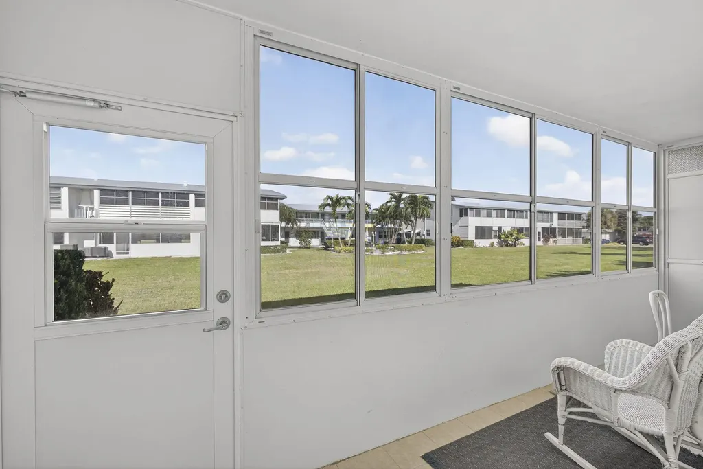 100 Sheffield E West Palm Beach FL 33417