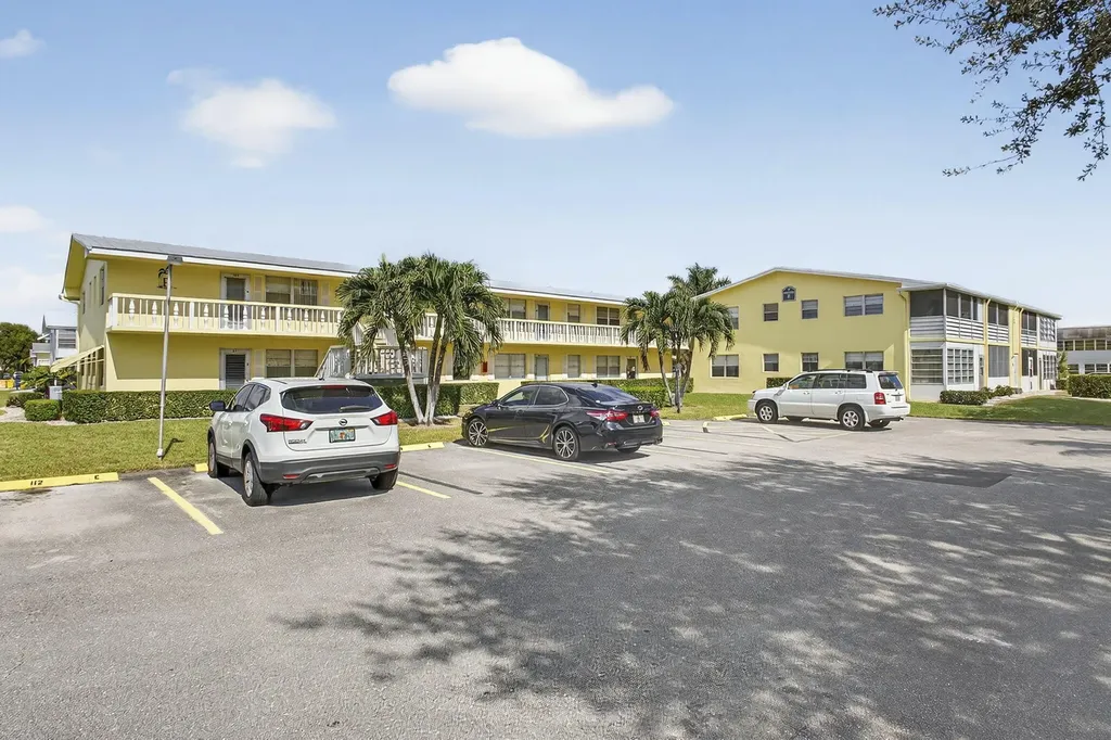 100 Sheffield E West Palm Beach FL 33417