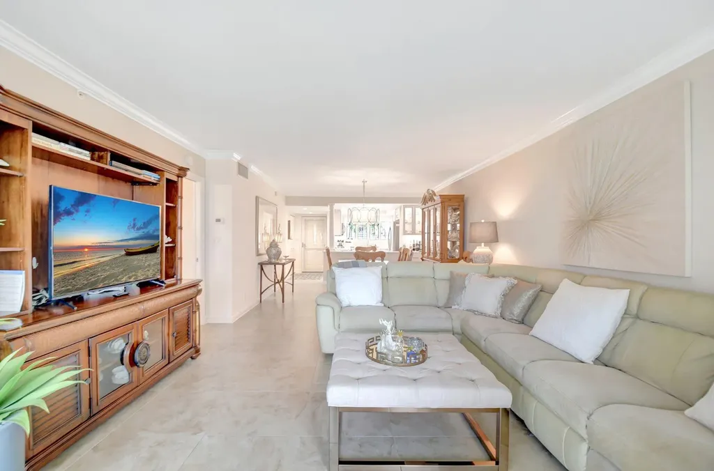 3224 S Ocean Boulevard Highland Beach FL 33487