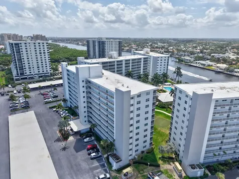 3224 S Ocean Boulevard Highland Beach FL 33487