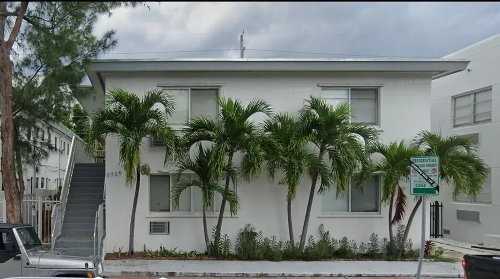7725 Harding Avenue Miami Beach FL 33141
