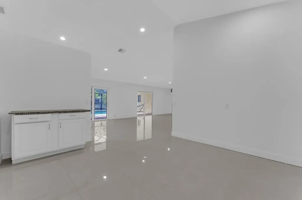 11388 NW 18th Manor Coral Springs FL 33071