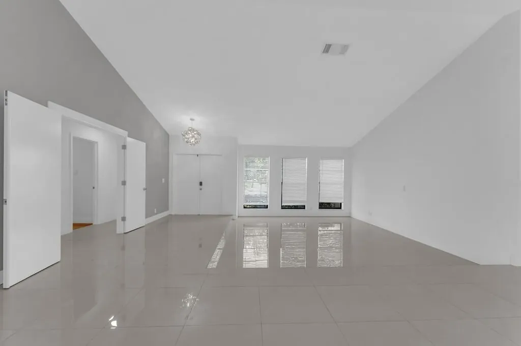 11388 NW 18th Manor Coral Springs FL 33071