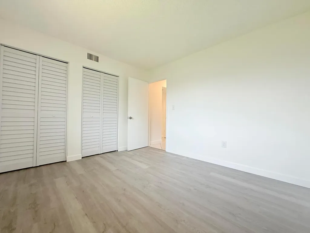 6106 Forest Hill Boulevard West Palm Beach FL 33415