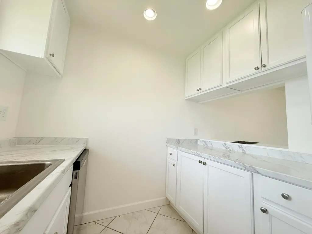 6106 Forest Hill Boulevard West Palm Beach FL 33415