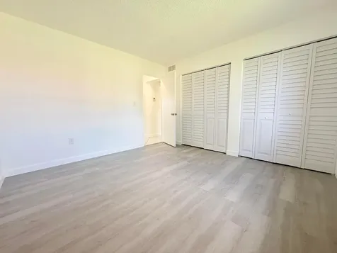 6106 Forest Hill Boulevard West Palm Beach FL 33415