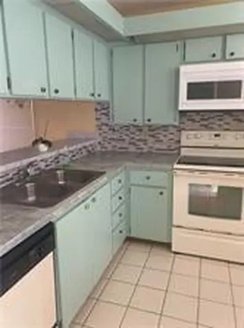 3635 Whitehall Drive West Palm Beach FL 33401