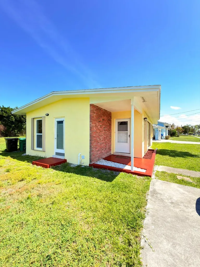 3231 SE Monte Vista Street Port St Lucie FL 34952