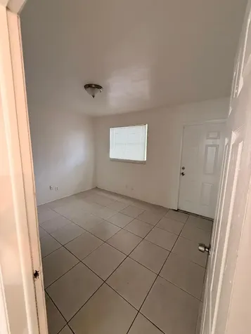 2501 Pierce Street Hollywood FL 33020