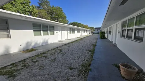 2501 Pierce Street Hollywood FL 33020