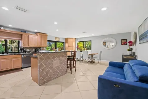 10739 NW 21st Street Coral Springs FL 33071