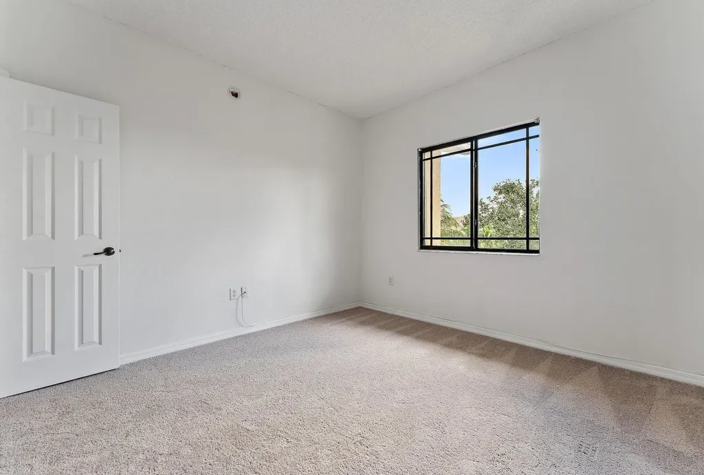 2727 Anzio Court Palm Beach Gardens FL 33410