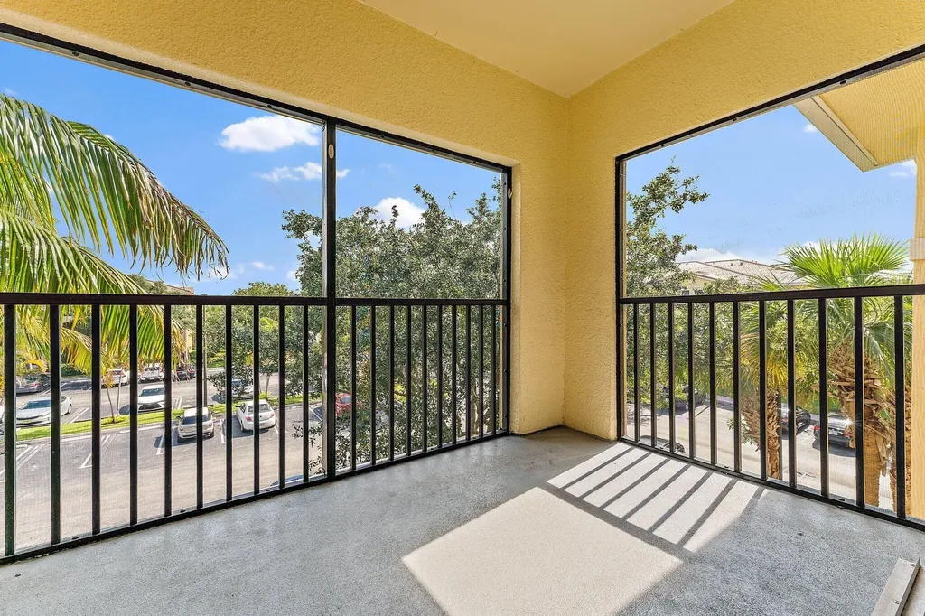 2727 Anzio Court Palm Beach Gardens FL 33410