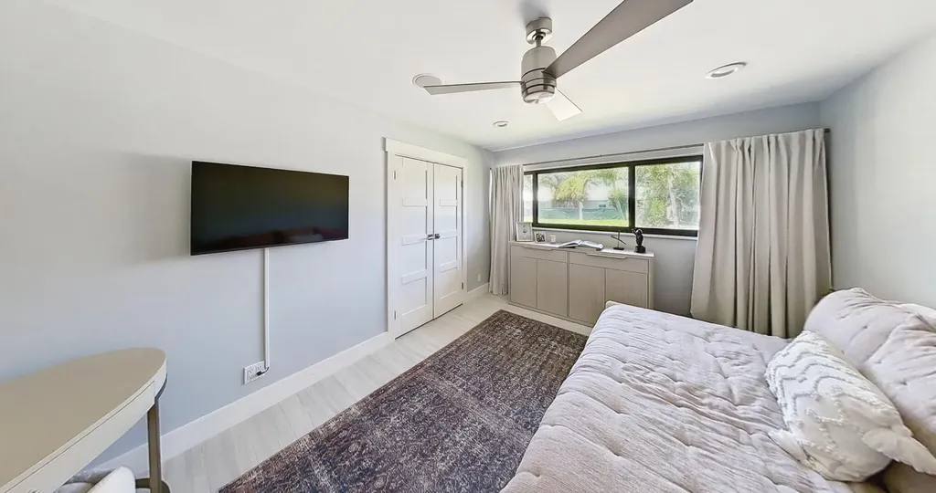 1642 SE 7th Street Deerfield Beach FL 33441