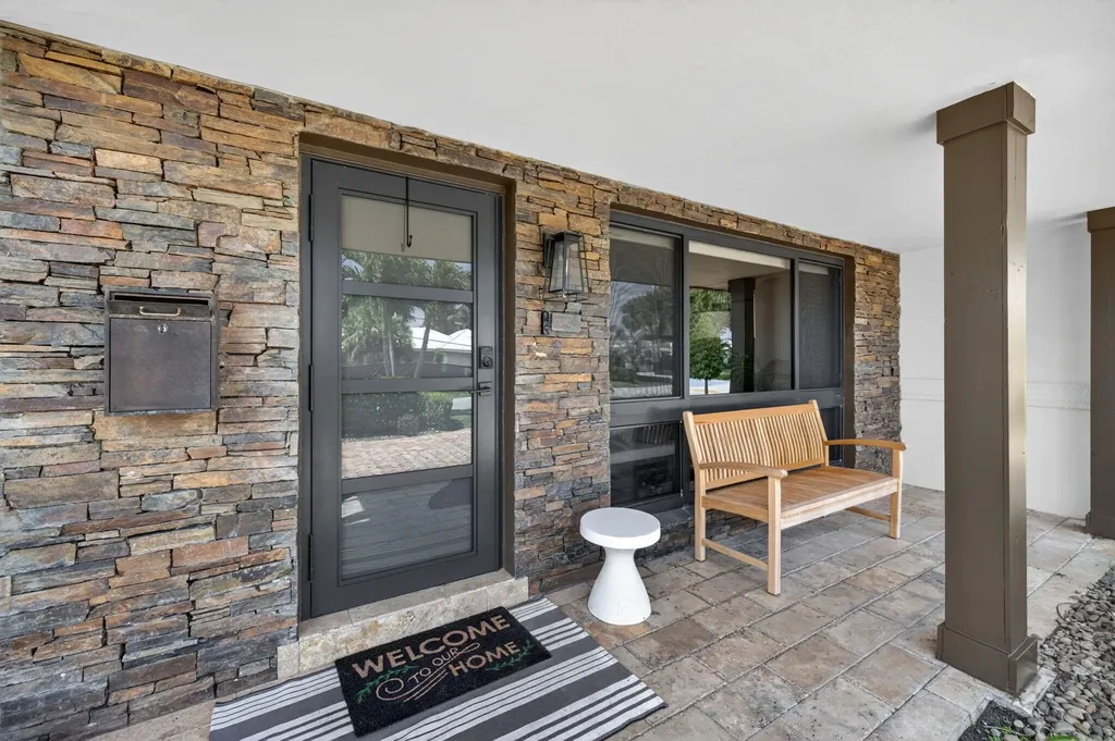 1642 SE 7th Street Deerfield Beach FL 33441