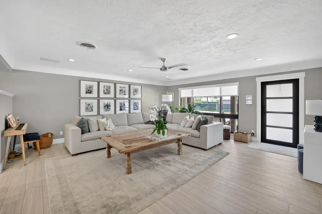 1642 SE 7th Street Deerfield Beach FL 33441