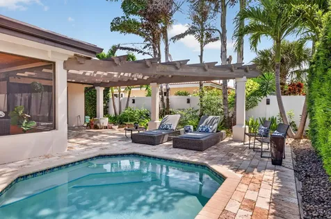 1642 SE 7th Street Deerfield Beach FL 33441
