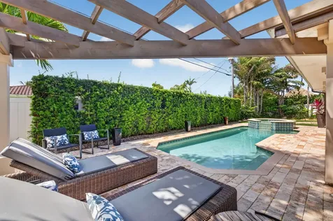 1642 SE 7th Street Deerfield Beach FL 33441