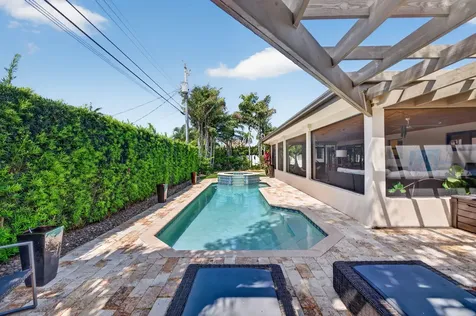 1642 SE 7th Street Deerfield Beach FL 33441