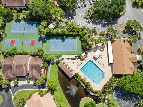 3333 Jog Park Drive Greenacres FL 33467
